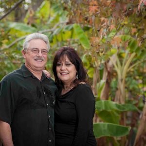 Meet your Posher, Mona